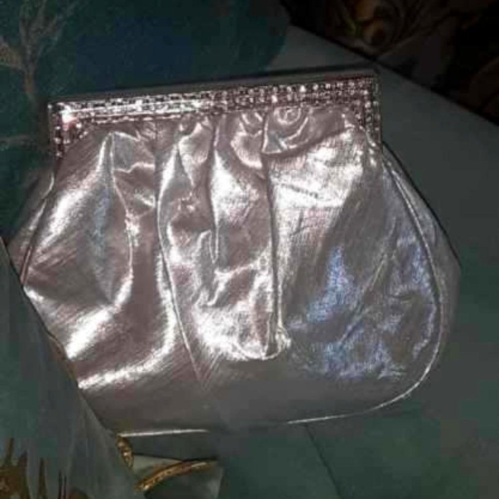 Adorable silver & rhinestone evening clutch